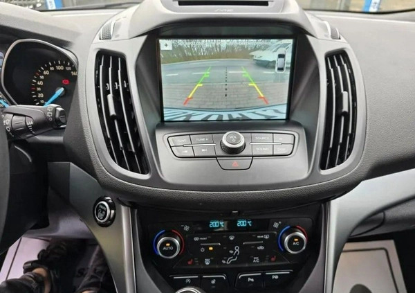 Ford Kuga cena 69900 przebieg: 50000, rok produkcji 2017 z Giżycko małe 379